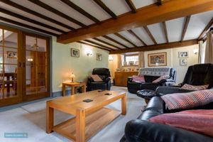 Sitting Room- click for photo gallery